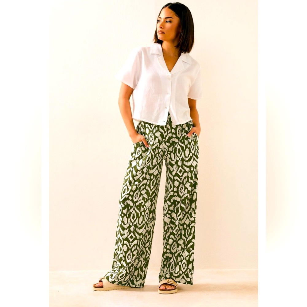 Wide-Leg Pants
